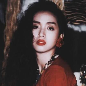 中国美女裸臀全裸直播抖音视频欣赏
